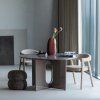 378126 M 378108 L 377480 U 377630 DM 01 SF WP Marvo eettafel 130 cm mdf mokkabruin Sedo eetkamerstoel Sahil vaas Anic poef vierkant