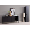 377694 MZ 377691 MZ 374105 M 377480 B 801396 ND 01 WP SF Gunnar dressoir 200cm smalle hoge kast grenen matzwart Jet boekenstandaard Sahil vaas Loft vloerlamp