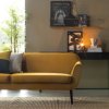 340480 O 370110 B 373662 BN 377411 G 373413 C 373449 N 01 SF FA Rocco sofa Meert wandplank goud 100cm Silas sidetable Asel lamp Achiel VIERKANT